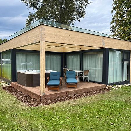 Villa Resort & Organic Spa - Luxusni Apartman S Virivkou Ceske Budejovice Buitenkant foto