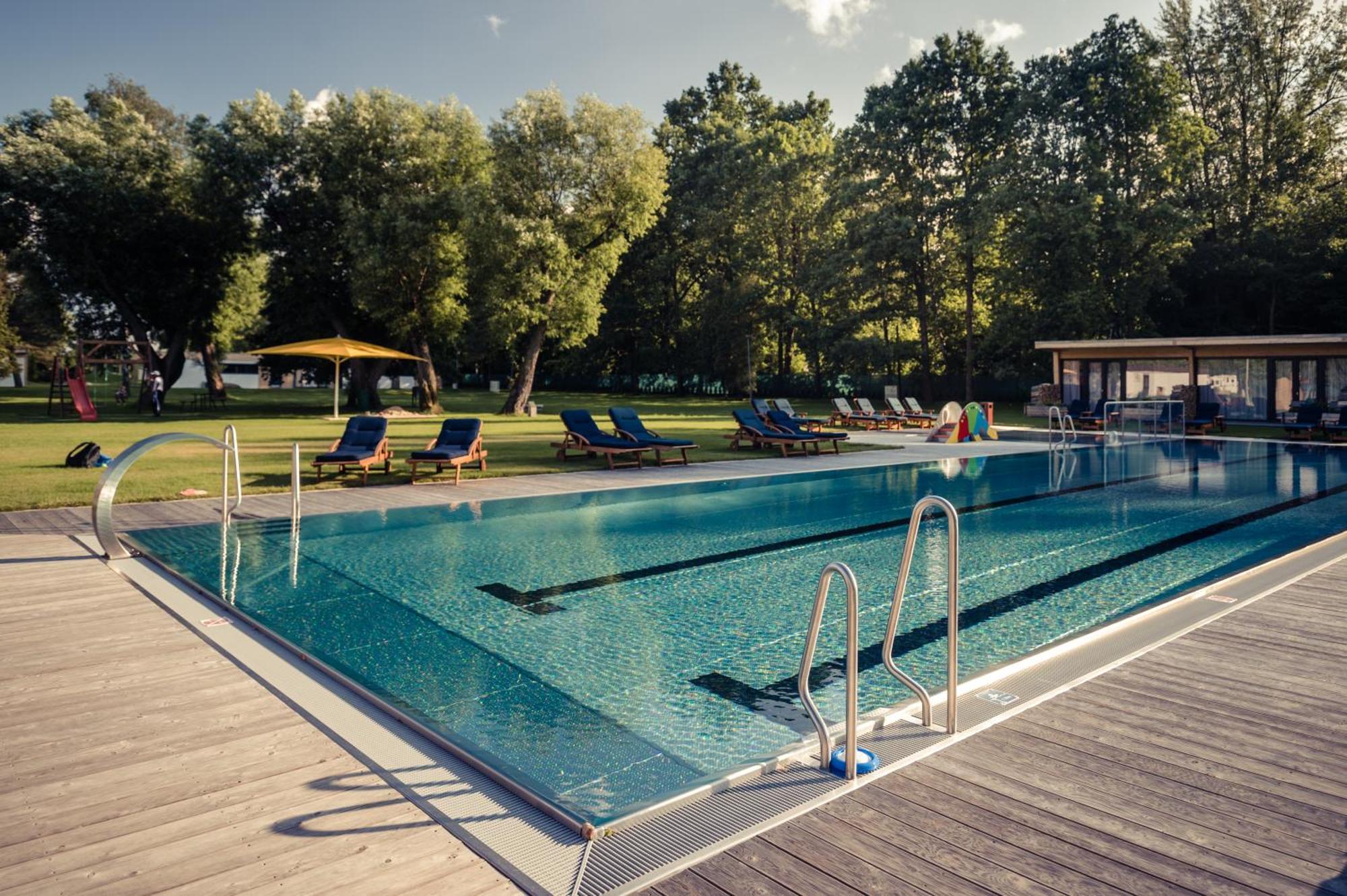 Villa Resort & Organic Spa - Luxusni Apartman S Virivkou Ceske Budejovice Buitenkant foto